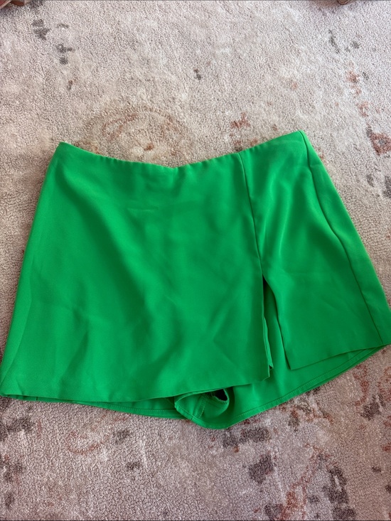 Amanda Uprichard Pants - Amanda Uprichard Dale Skort in Green